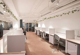 Metro Workspace - Central, Café Le Lourve