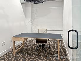 HQ | PA, Philadelphia - Snyder Avenue