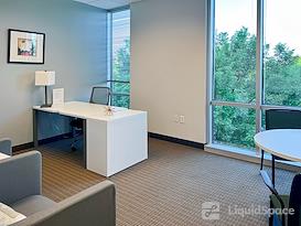 Regus | Perimeter Woods