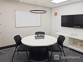 HQ | OH, Middleburg Heights - Engle Rd