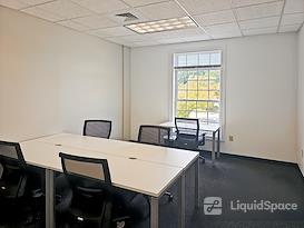 Regus | NC, Greensboro - Weybridge Ln