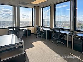 Regus | Northwest Freeway