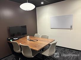 Industrious - Lex & E 50th St