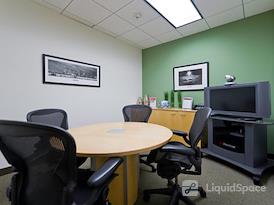 Regus | Melville Expressway II