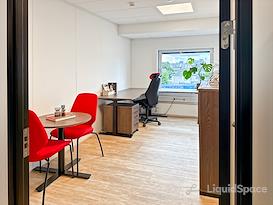 Regus | LILLESTRØM, Elvesvingen