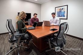 Regus || US Bank Tower