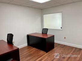 Crown Center Executive Suites (CCESuites)