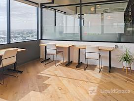 SPACES | CA, Los Angeles - W Olympic Blvd