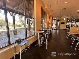 Dwell Coworking Oak Hill