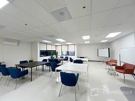 DoBe WE Co working office