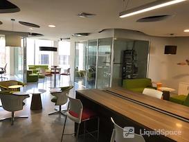 Centro de Negocios Avanti, Lomas de Angelopolis