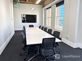 Regus | CA, Oakland - 1212 Broadway
