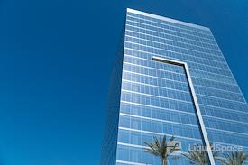 WeWork | 200 Spectrum Center