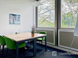 Regus | Geneva, The Hive