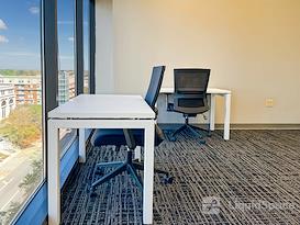 Regus | 101 N Monroe St.