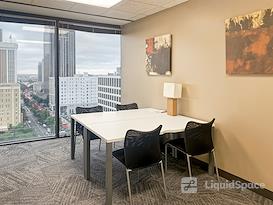 Regus | St Charles and Poydras