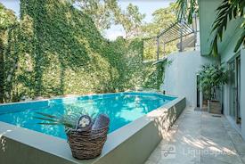 Regus || Frisco Square