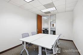 Flexday Suites - 1 North Franklin