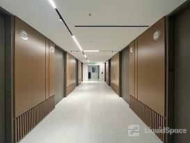 Signature | Paris, 72 Faubourg St Honoré