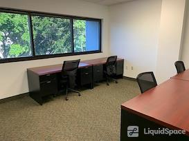 Crown Center Executive Suites (CCESuites)