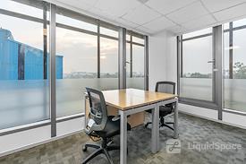 Regus | 1220 Main Place