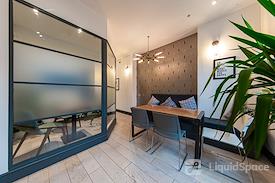 HQ | ROISSY HQ, Airport