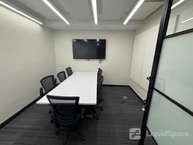 Jay Suites - Fifth Avenue Location