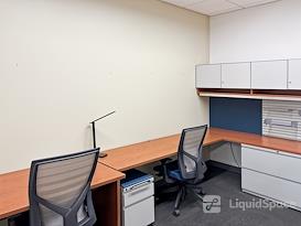 Regus | IL, Rosemont - W Higgins