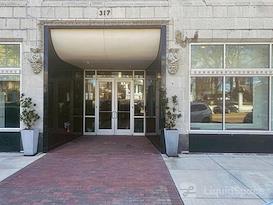 Regus | Jackson - East Capitol St
