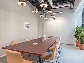 SPACES | Edinburgh Places Lochrin Square