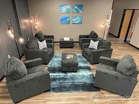 Spoke Coworking - Lounge & Suites