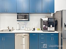 Regus | Elkridge - Deerpath Road