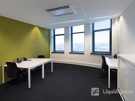 Regus | Roermond, Looskade