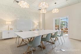 Dayhouse Coworking Schaumburg