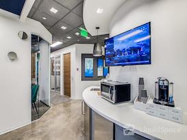 Lucid Private Offices | Downtown Main Street
