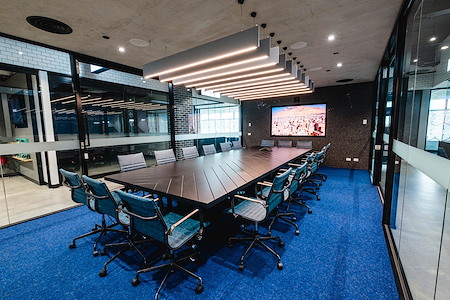 Waterman Workspaces (Caribbean Park) - Laneway Boardroom