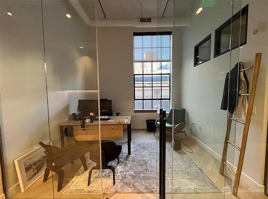 Working at Desmond Collective at Los Angeles