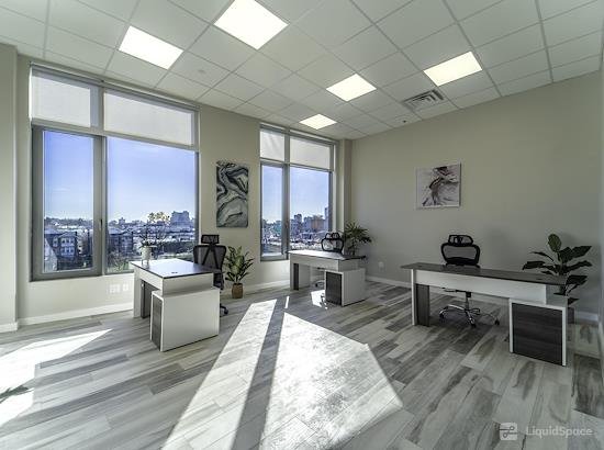 Working at 136-21 HIllside Ave, Kew Gardens, NY 11418 at Queens