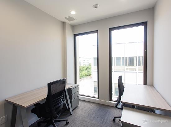 Working at Office Villas at Great Neck