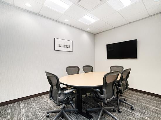 Working at Regus | Waterway at The Woodlands