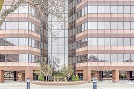 Regus | Commerce Plaza
