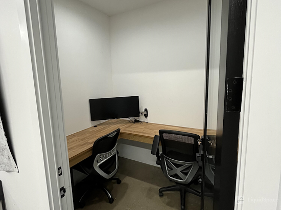 Working at Integrated Door and Window Systems at Culver City