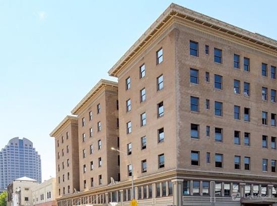 Working at Pacific Workplaces - J Street at Sacramento