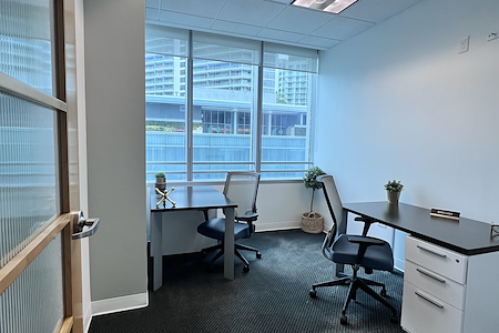 Quest Workspaces- 1395 Brickell - Exterior Office