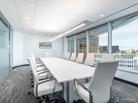 Working at Regus | 201 Portage Avenue at Winnipeg