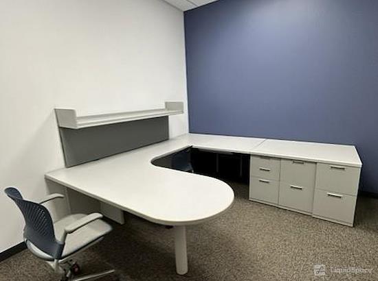 Working at Office Evolution - Roselle at Roselle