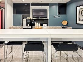 Regus | CA, Ontario - One Lakeshore