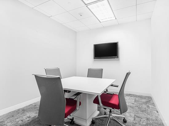 Working at Regus | Melville Expressway II at Melville