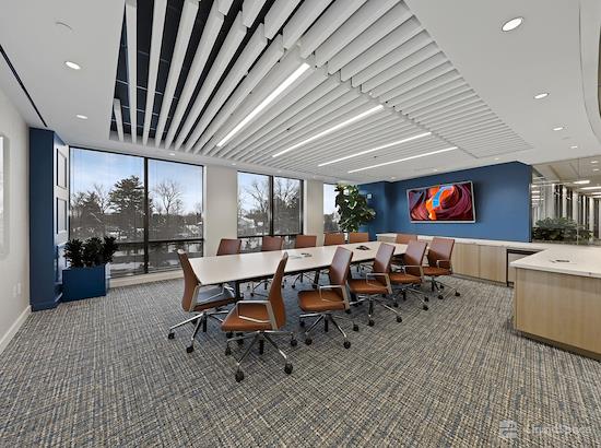 Working at Carr Workplaces - Friendship Heights at Chevy Chase