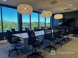 (VON) Von Karman Corporate Center